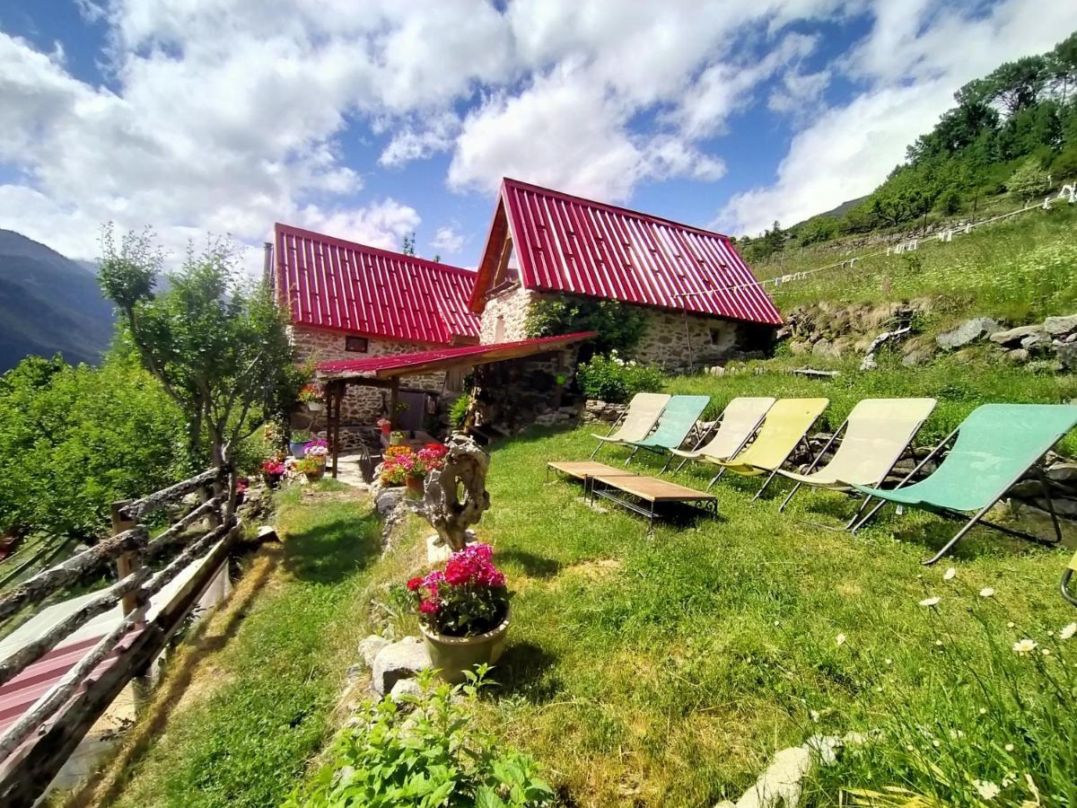 Les Toits Rouges - Le Luxe De La Simplicite Au Bout Du Sentier * Saint-Étienne-de-Tinée