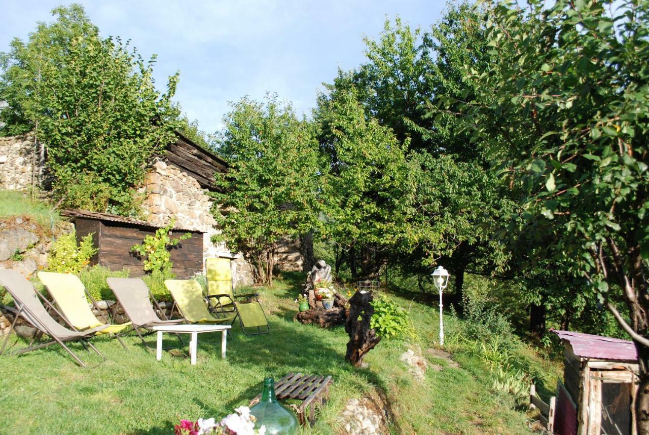 Les Toits Rouges - Le Luxe De La Simplicite Au Bout Du Sentier